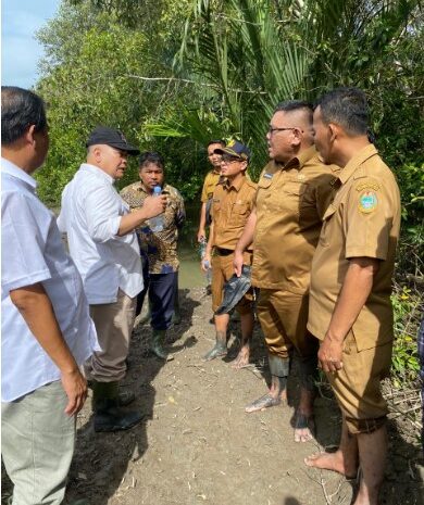 Kadis Pendidikan Provsu Tinjau Langsung SMK Negeri 1 Medang Deras