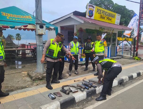  Jaga Kenyamanan Kota Wisata Parapat, Ratusan Knalpot Blong Pengendara Dicopot Polres Simalungun