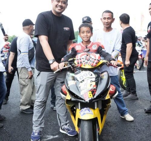 Saksikan R2D 88 Road Race 2023, Bobby Nasution Jajal Sirkuit Sambil Praktikkan Safety Riding