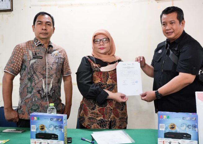 Kecamatan Medan Labuhan Dapat Bantuan 3.911 Set Top Box