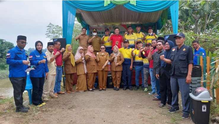  Peringati Hari Keanekaragaman Hayati Internasional, CCEP Indonesia bersama LPM dan Karang Taruna Tanam 200 Pohon di Bantaran Sungai Deli