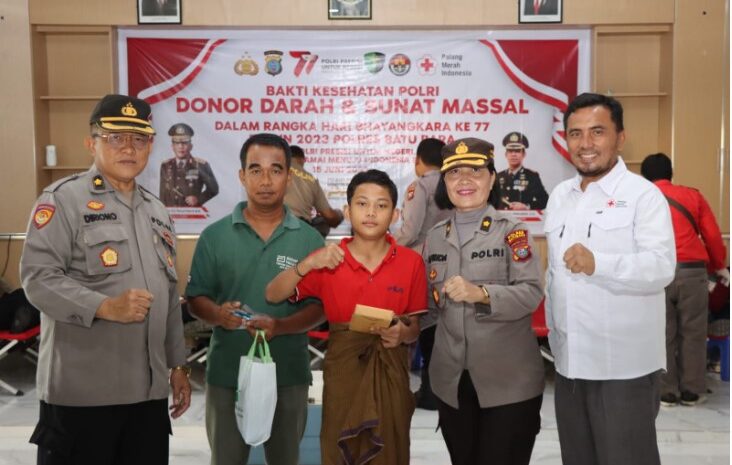 Polres Batubara Gelar Donor Darah dan Sunat Massal Sambut Hut Bhayangkara Ke-77