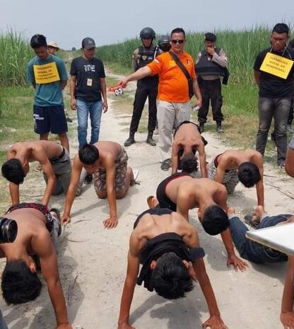  Polda Sumut Gelar Pra Rekontruksi Geng Motor di Hamparan Perak