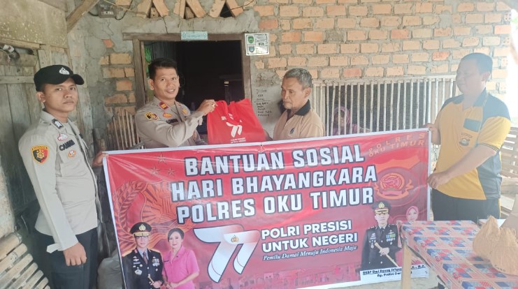  Peringati HUT Bhayangkara Ke-77, Polsek SS III Berikan Bantuan Sembako Untuk Warga Kurang Mampu