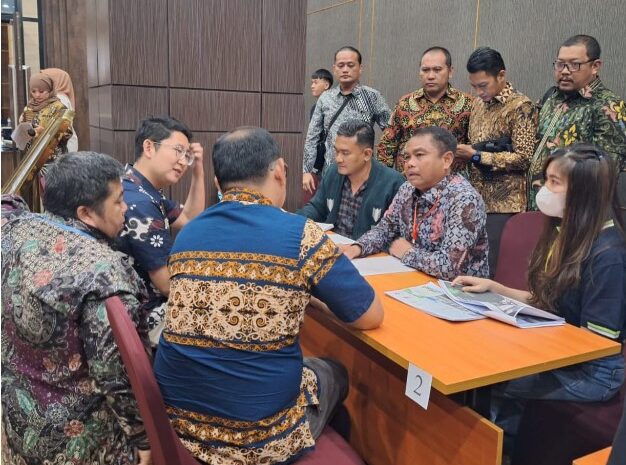  Di Apkasi- Kadin Investment Forum Regional Sumatera, Bupati Darma Wijaya Promosikan Potensi Sergai dengan Para Investor