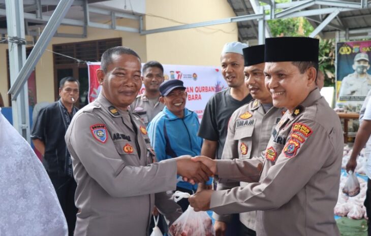  Polres Batubara dan Jajaran Sembelih 10 Ekor Hewan Kurban di Hari Raya Idul Adha 1444 H