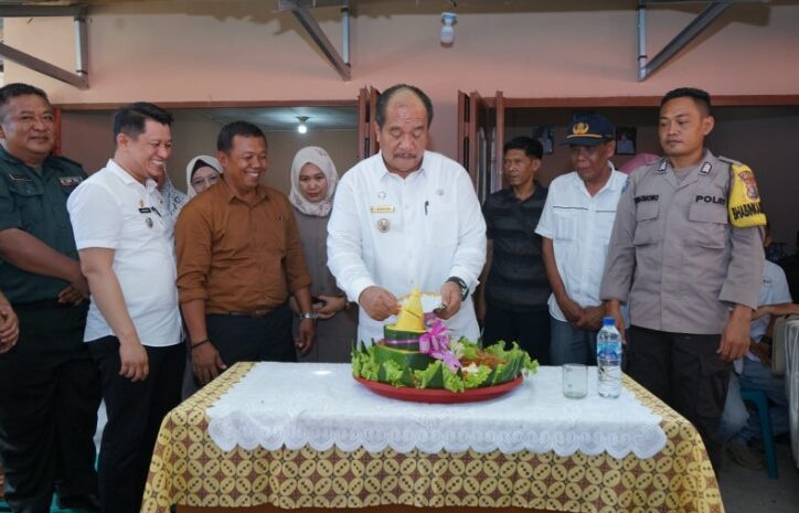  Wakil Bupati Resmikan Kantor Bumdesma Anyar Abadi