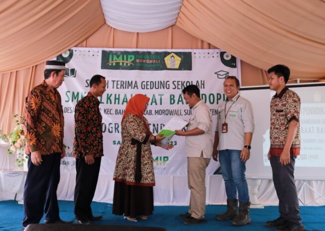  PT IMIP Serahkan Gedung Baru SMK Al-Khairaat Bahodopi