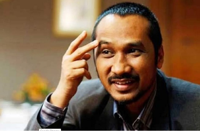  Abraham Samad: Pimpinan KPK Dungu dan Memalukan