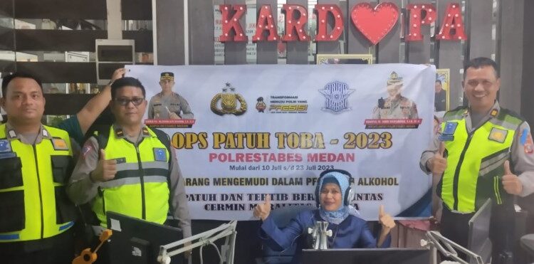 Operasi Patuh Toba 2023, Satlantas Polrestabes Medan Gelar Dialog Interaktif di Radio Kardopa