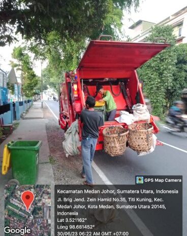 Optimalkan Kebersihan Wilayah, Dari Subuh Petugas Kebersihan Medan Johor Sudah Bekerja