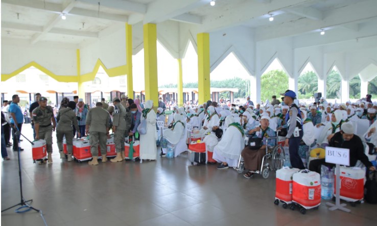 Pemkab Asahan Sambut Kepulangan Jamaah Haji Kloter 3