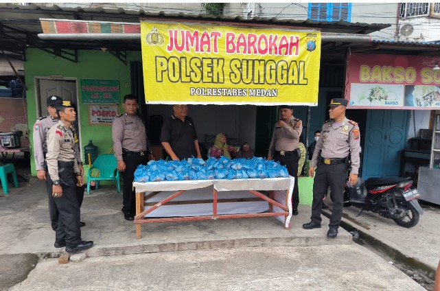  Jumat Barokah, Polsek Sunggal Dirikan Warung Sedekah Berbagi Makanan Gratis Buat Masyarakat