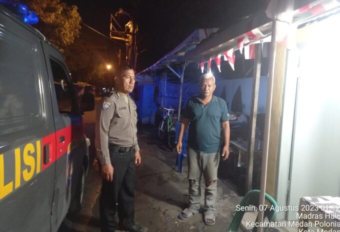  Bhabinkamtibmas Sambangi Pos Kamling dan Pos Security di Medan Petisah