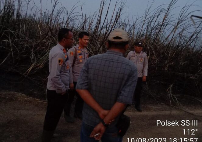  Polsek SS III Bersama Polsek Cempaka Antisipasi Karhutla dan Patroli Titik Api di Desa Sri Tanjung