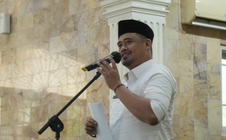 Bobby Nasution Safari Jumat ke Masjid Al Ma’ruf