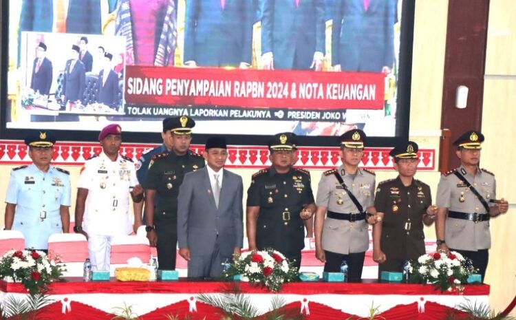  Kapolrestabes Medan Hadiri Undangan DPRD Ikuti Siaran Langsung Pidato Presiden RI