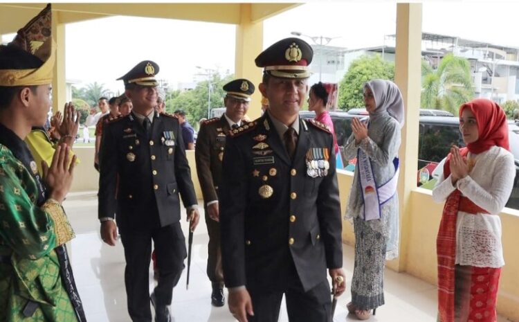  Kapolrestabes Medan Hadiri Peringatan Detik Proklamasi dan Pengibaran Merah Putih