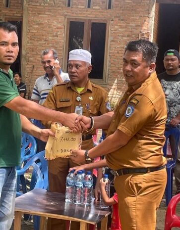 Kadis Pendidikan Labuhanbatu Galang Donasi Bantu Korban Kebakaran