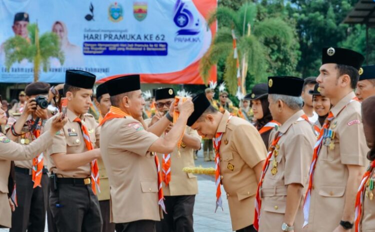 Bupati Batubara Dianugerahi Lencana Melati