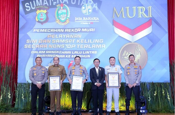 Ditlantas Polda Sumut Terima Rekor Muri Pelayanan Samsat dan SIM Keliling 24 Jam Nonstop