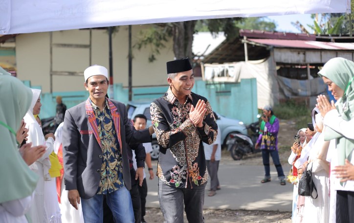 Wakil Bupati Karo Apresiasi BKM Desa Lingga Gagasi Perayaan Maulid Nabi Muhammad SAW dan Festival Anak Sholeh