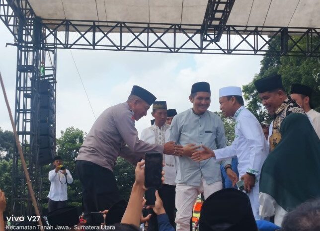  Polres Simalungun Kawal Keamanan Tabligh Akbar Ustadz Das’Ad Latif di Balimbingan