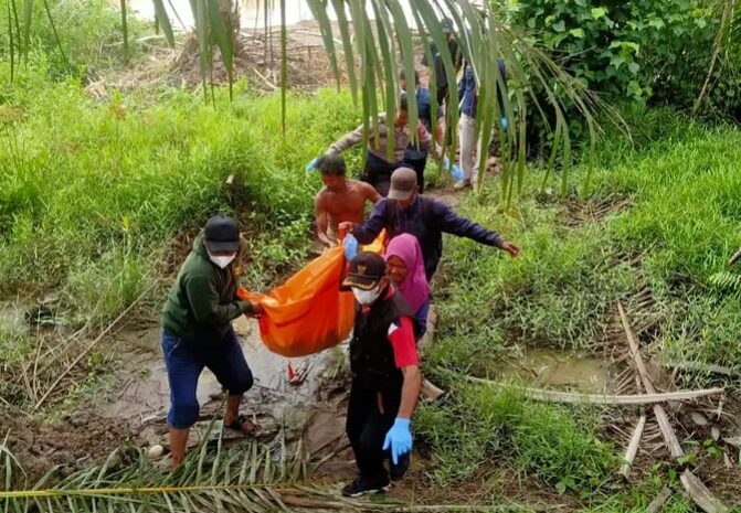  Mayat Mengambang Gegerkan Warga Pantai Labu