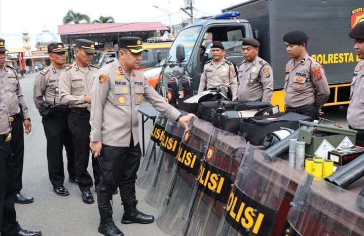 Jelang Pemilu, Kapolresta Deli Serdang Cek Randis dan Perlengkapan Dalmas