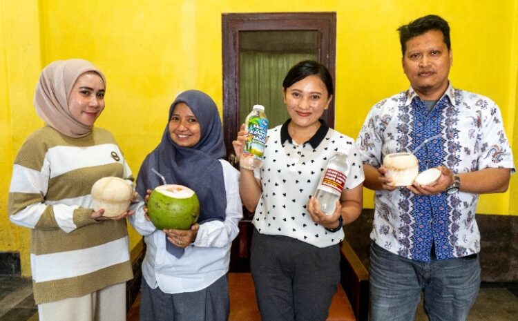 UMKM Kelapa Hijau Merah Tawarkan Minuman dan Puding Segar Menyehatkan