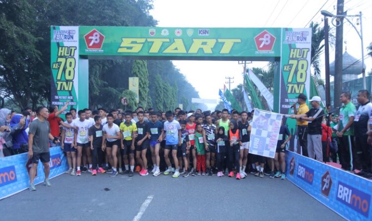 Lepas Peserta Fun Run Hut Ke-78 TNI, Bupati Asahan Apresiasi Dandim 0208