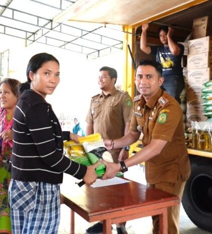 Warga Medan Kota Antusias Sambut Pasar Murah Keliling