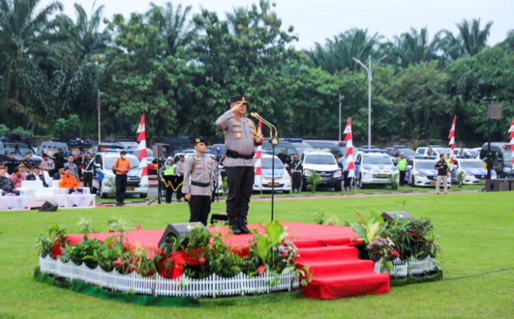 Di Bawah Guyuran Hujan, Kapolda Sumut Pimpin Gelar Pasukan Ops Mantap Brata 2023-2024