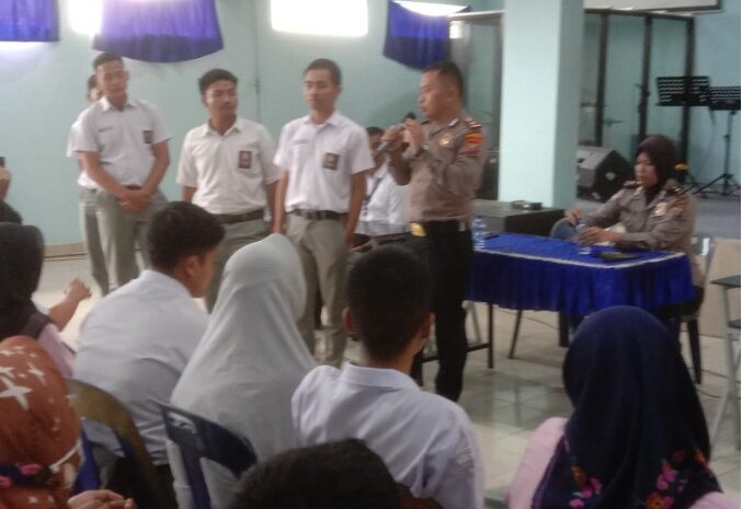 Polrestabes Medan Gelar Police Goes to School di SMA/SMK Swasta Teladan Pertiwi