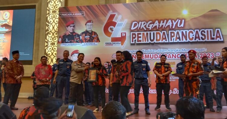  Polrestabes Medan Kawal Keamanan Hut Ke-64 Pemuda Pancasila