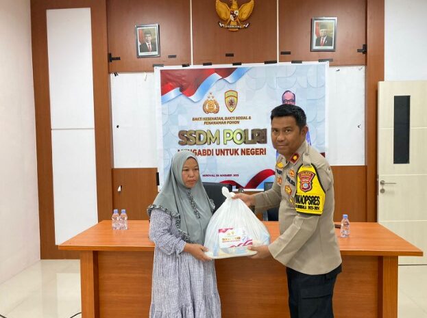 Rakorbin SDM dan PNS Polri 2023, Polres Morowali Gelar Bakkes, Baksos Serta Penanaman Pohon