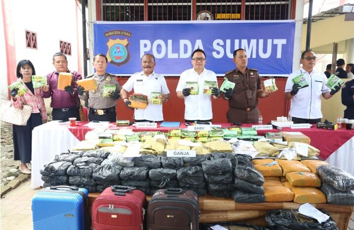 Polda Sumut Musnahkan Ratusan Kilo Sabu dan Ganja