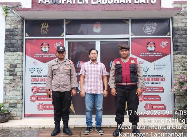 Polres Labuhanbatu Turunkan Personel Kawal Keamanan di Kantor KPU