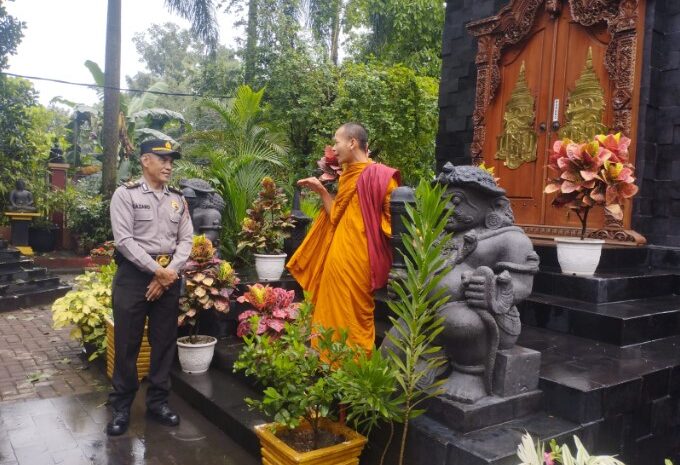 Cooling System Pemilu Damai, Polrestabes Medan Silaturahmi ke Tokoh Agama Biksu Ratana Panno Medan