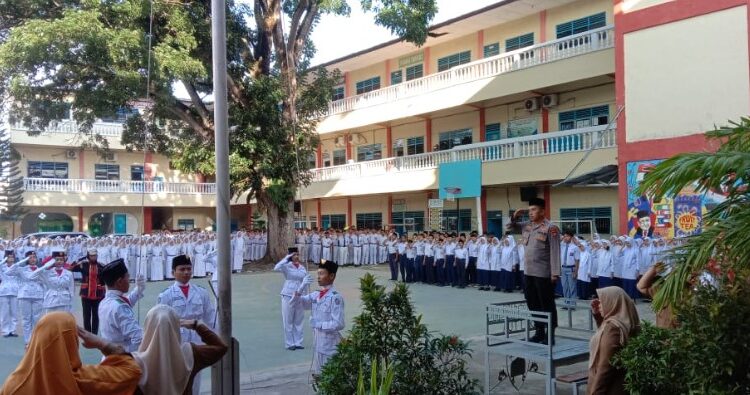 Irup di Yayasan SMA Istiqlal, Kasat Binmas Polrestabes Medan: Tekankan Jangan Tawuran dan Narkoba