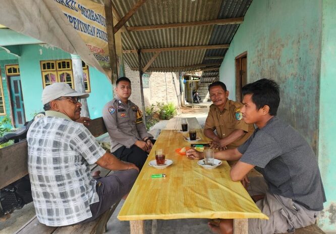  Bhabinkamtibmas Polsek Indrapura Kunjungi Desa Tanjung Mulia, Ajak Warga Jaga Kamtibmas