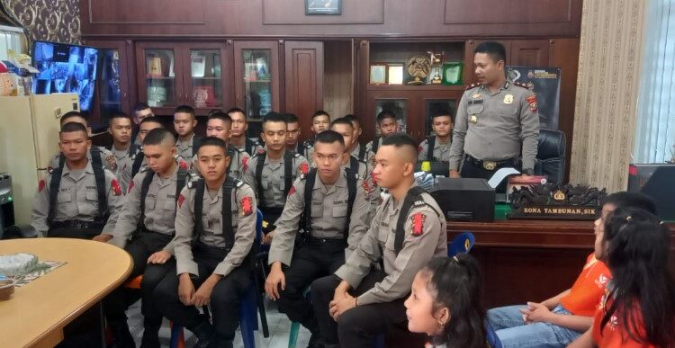 Kapolsek Medan Timur Lepas Siswa Latja SPN Polda Sumut