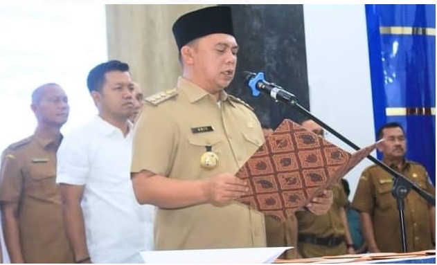 Bupati Labuhanbatu Pimpin Pengambilan Sumpah/Janji 387 PNS