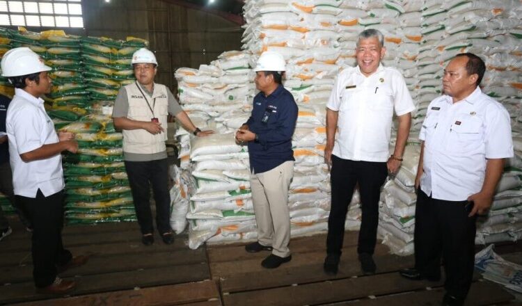 Polda Sumut Bersama Tim Satgas Pangan Bareskrim Mabes Polri Cek Harga Bapokting