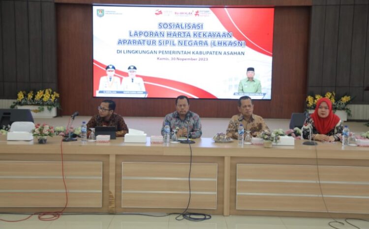  Asisten Administrasi Umum Kabupaten Asahan Buka Sosialisasi LHKASN Bagi PNS