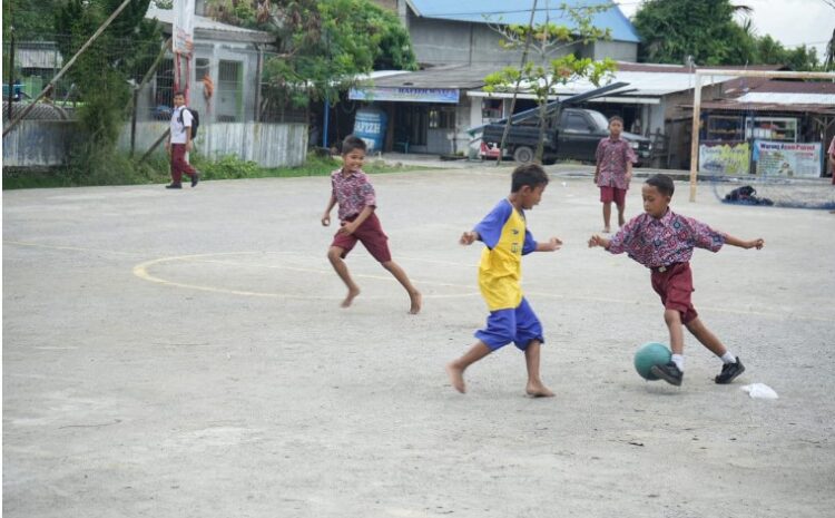  Bobby Nasution Bangun Lapangan, Anak-anak Tak Lagi Main Bola di Jalan