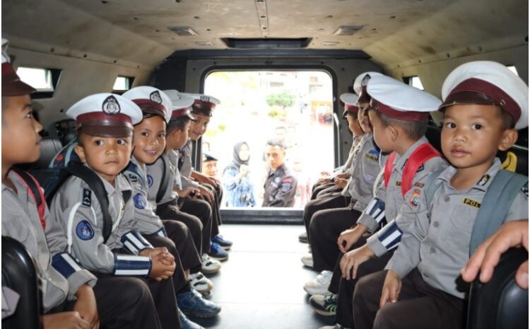  Brimob Sahabat Anak, Murid TK Kunjungi Mako Batalyon C Pelopor Sat Brimob Polda Sumut