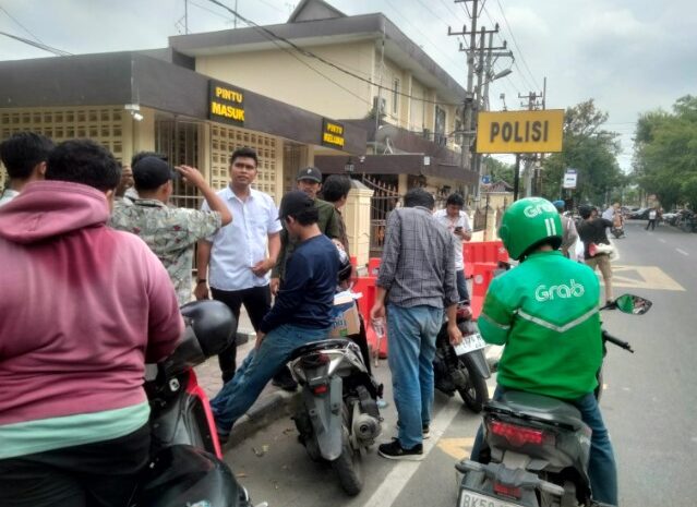 Badko Sumut Geruduk Mapolrestabes Medan, Minta Usut Tuntas Kasus Korupsi Penelitian Dosen Ilmu Komunikasi Uinsu