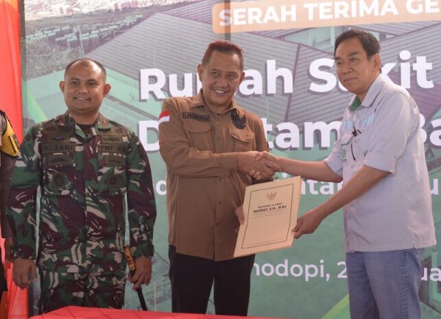  Pj Bupati Didampingi Dandim 1311/Morowali Terima RSU-D Pratama dari PT IMIP