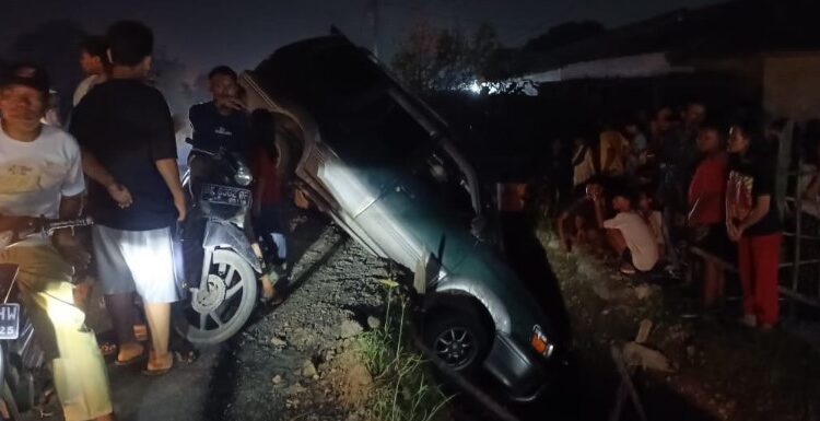  Proyek PU Deli Serdang Pelebaran Jalan Irian Barat Ancam Nyawa Pengendara